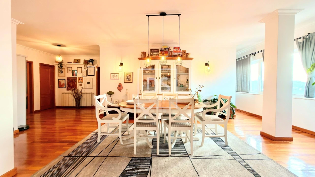 Apartamento T4 para Venda em Ferreiros e Gondizalves Foto 2