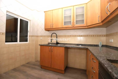 Apartamento T2 para Venda em Albufeira e Olhos de Água