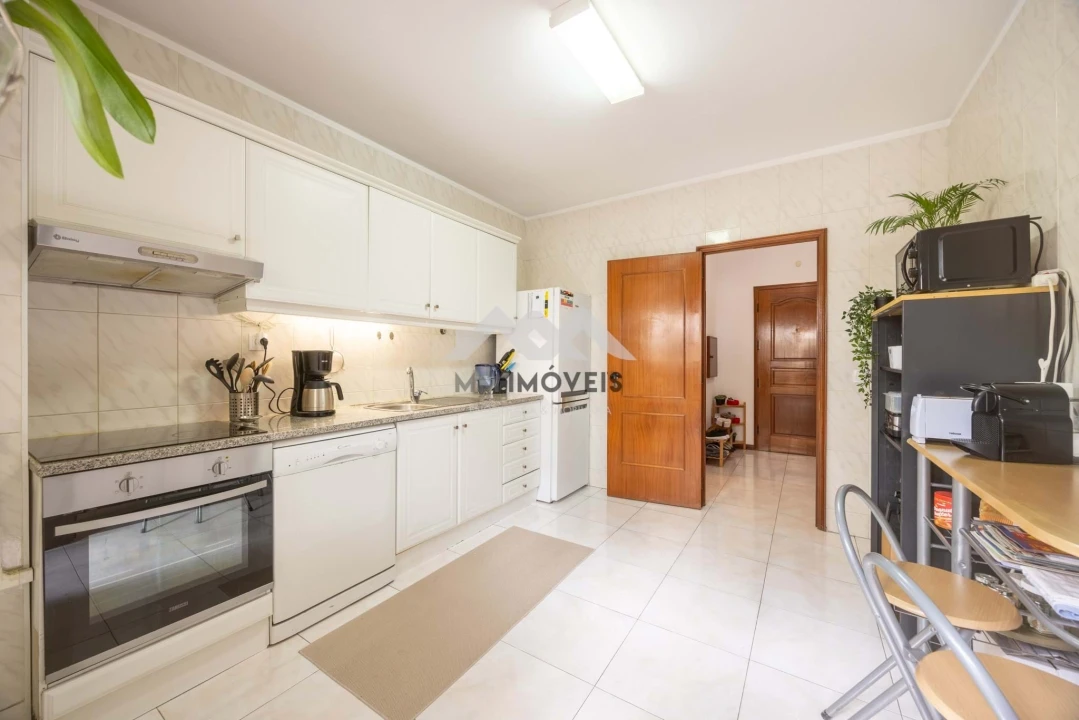 Apartamento T2 para Venda em Rio Tinto Foto 9