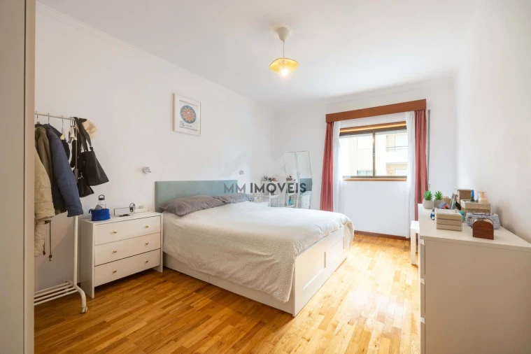 Apartamento T2 para Venda em Rio Tinto Foto 11