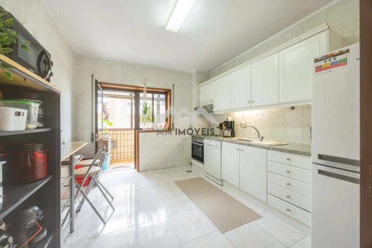 Apartamento T2 para Venda em Rio Tinto Foto 8