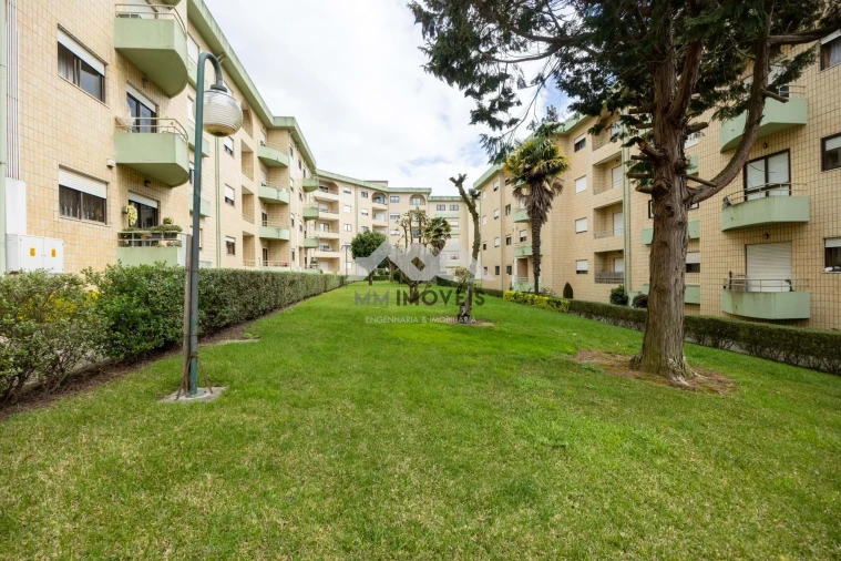 Apartamento T2 para Venda em Rio Tinto Foto 23