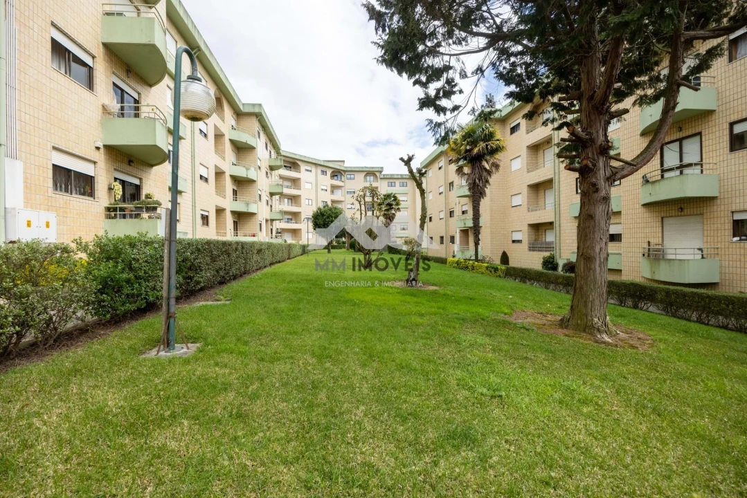 Apartamento T2 para Venda em Rio Tinto Foto 23