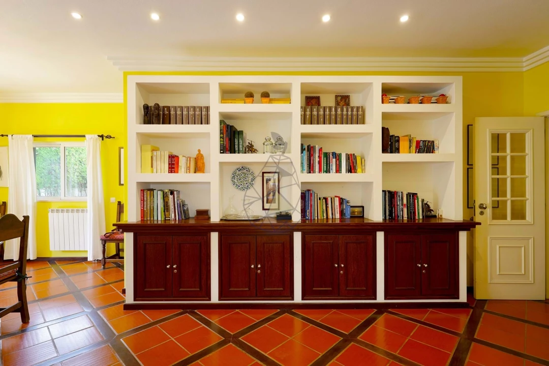 Moradia T5 para Venda em Alvor Foto 13