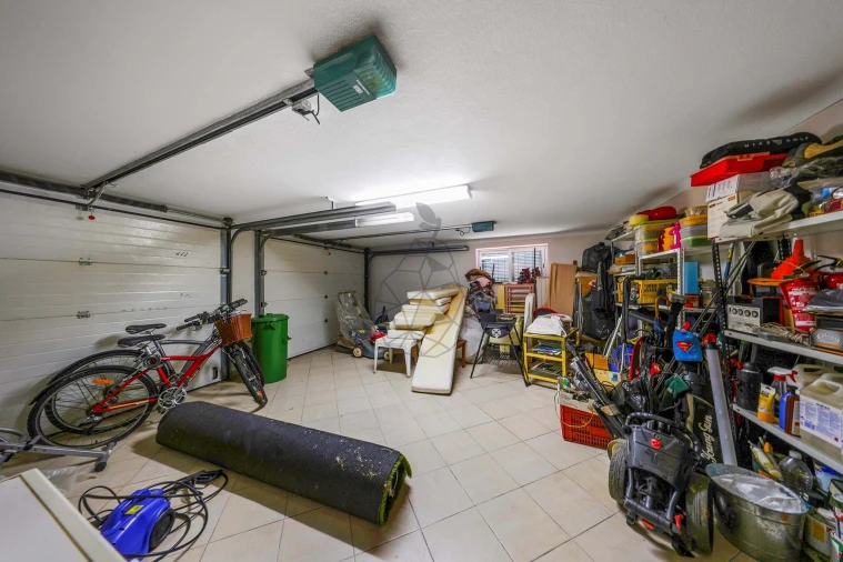 Moradia T5 para Venda em Alvor Foto 35