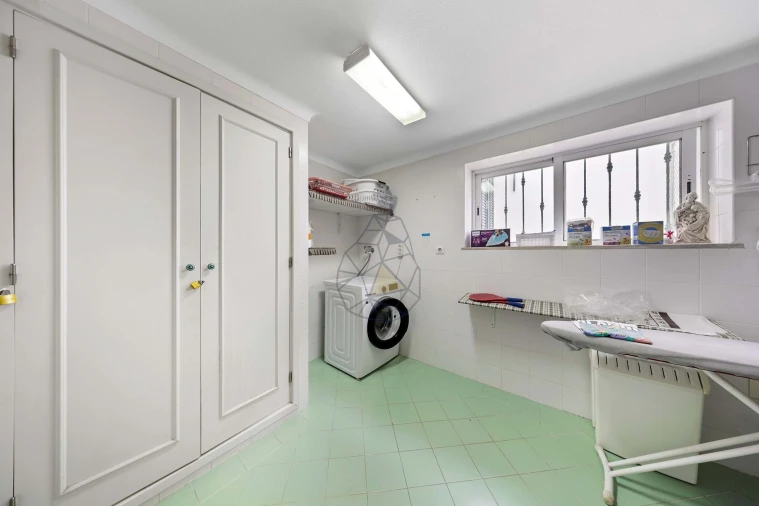 Moradia T5 para Venda em Alvor Foto 38