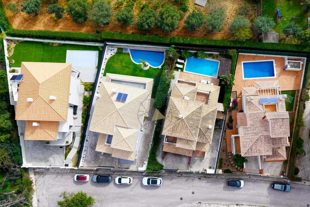 Moradia T5 para Venda em Alvor Foto 72