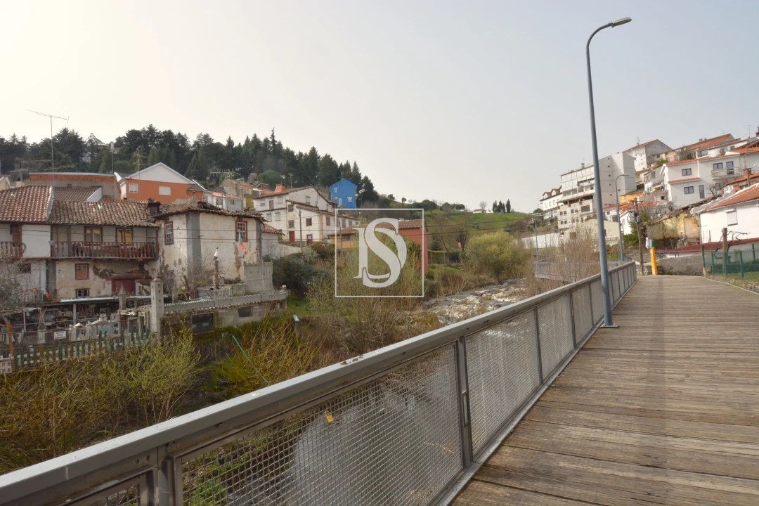 Moradia T5 para Venda em Sé, Santa Maria e Meixedo Foto 4