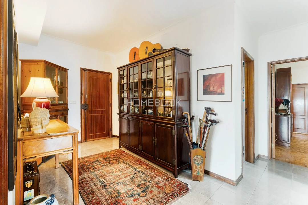 Apartamento T4 para Venda em Santo Antonio dos Olivais Foto 13