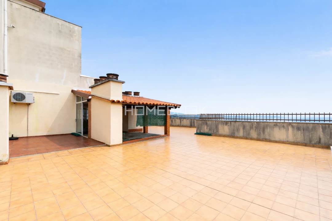 Apartamento T4 para Venda em Santo Antonio dos Olivais Foto 3