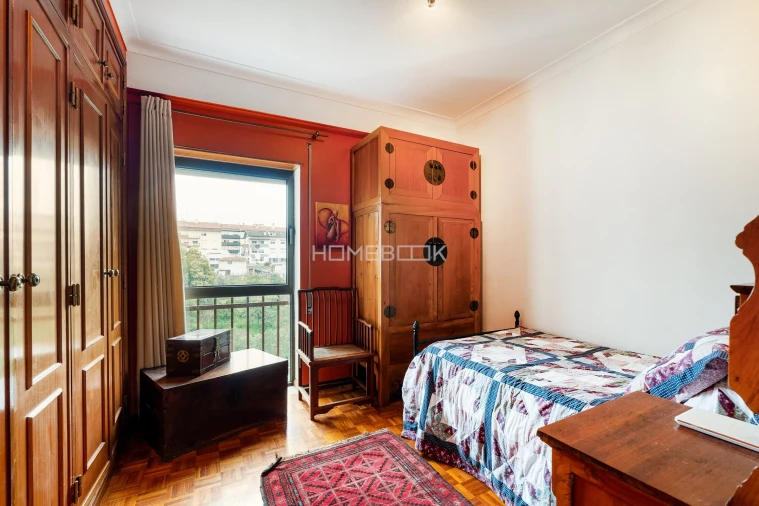 Apartamento T4 para Venda em Santo Antonio dos Olivais Foto 20