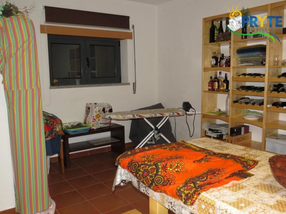 Moradia T4 para Venda em Troviscal Foto 27