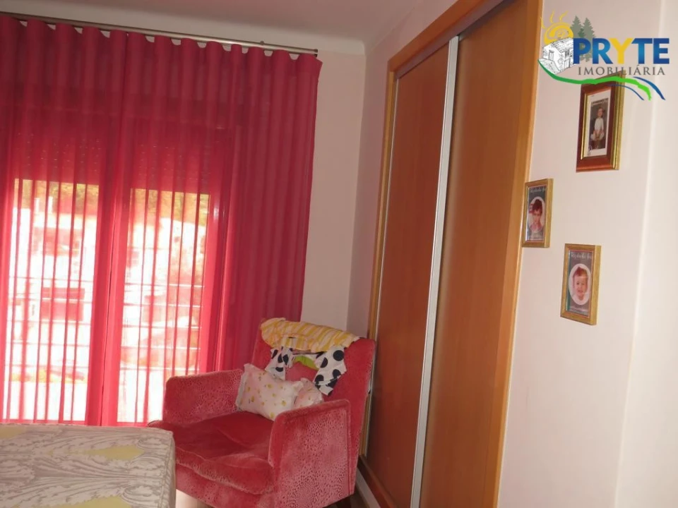 Moradia T4 para Venda em Troviscal Foto 54