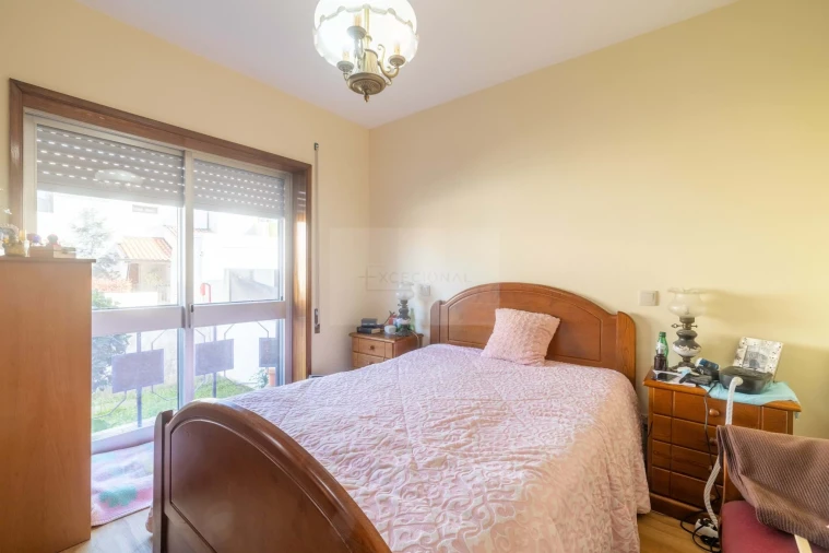 Moradia T5 para Venda em Custoias Foto 21