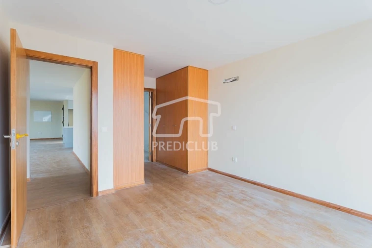 Apartamento T2 para Venda em Funchal (Santa Maria Maior) Foto 16