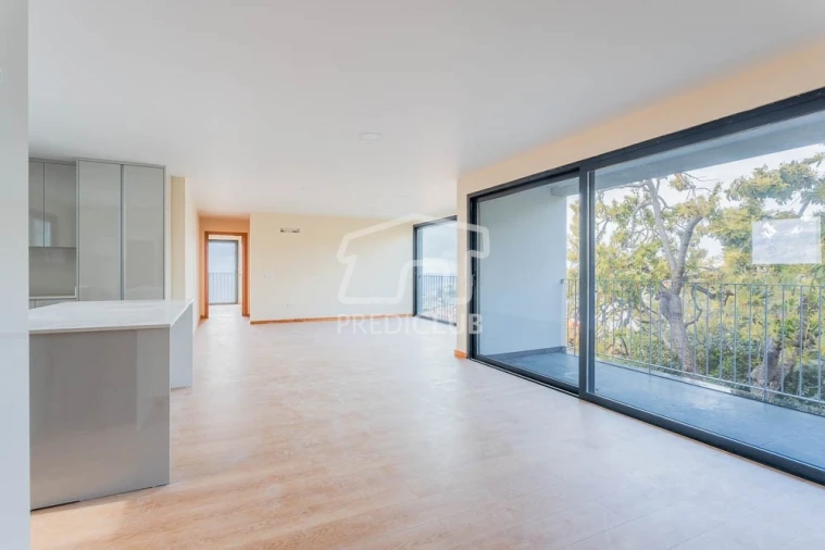 Apartamento T2 para Venda em Funchal (Santa Maria Maior) Foto 9