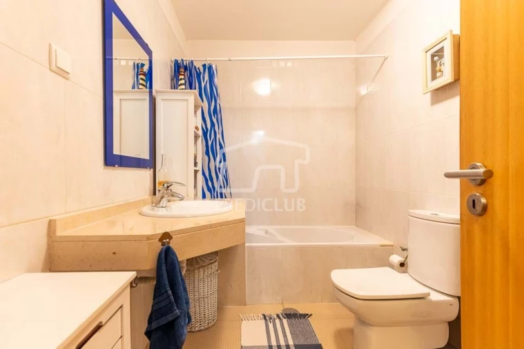 Apartamento T2 para Venda em Caniço Foto 12