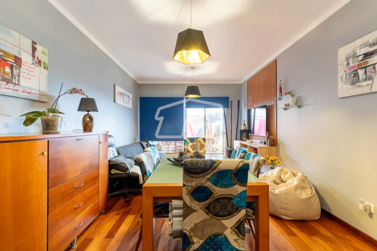 Apartamento T2 para Venda em Caniço Foto 2