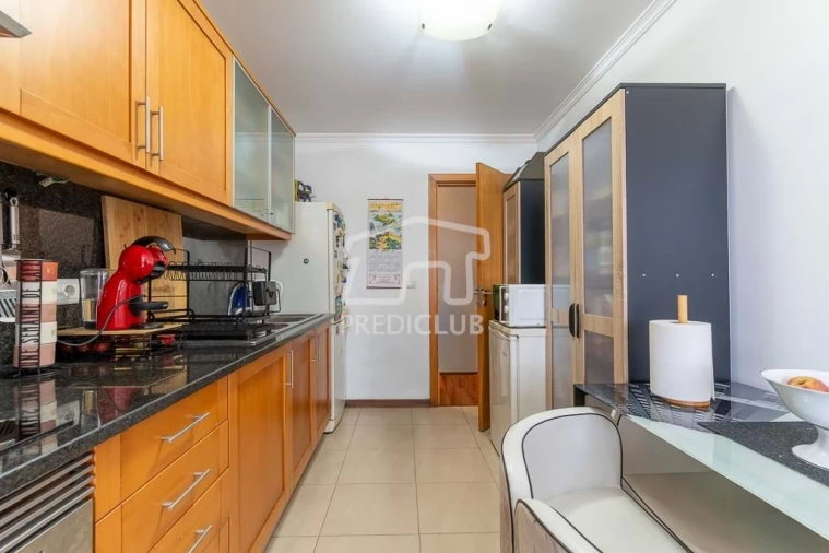 Apartamento T2 para Venda em Caniço Foto 15