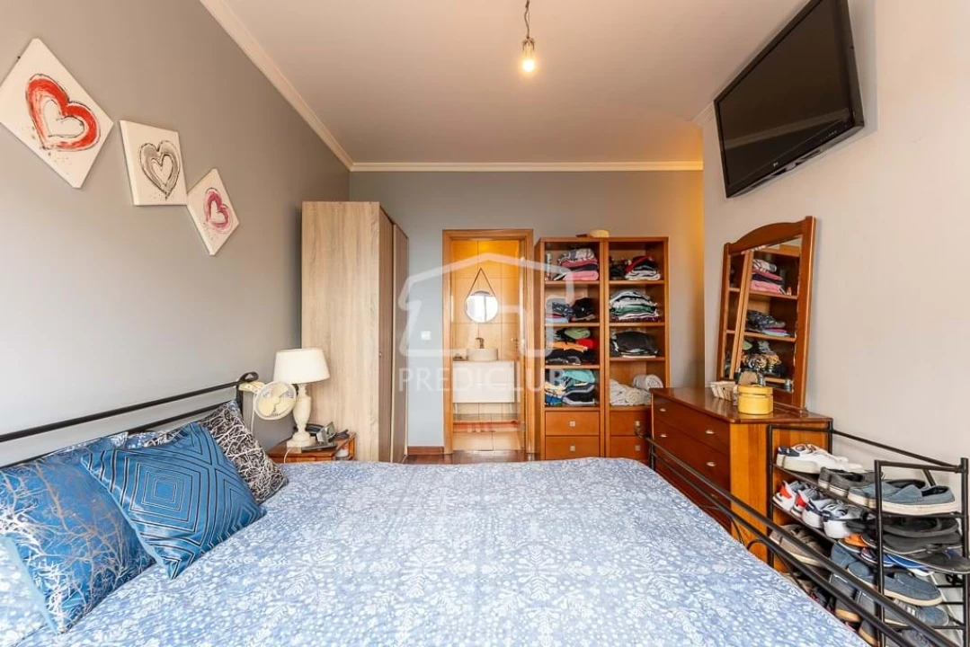 Apartamento T2 para Venda em Caniço Foto 6