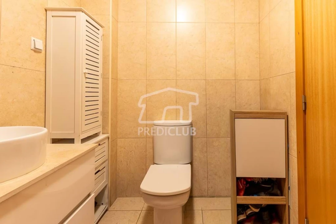 Apartamento T2 para Venda em Caniço Foto 7