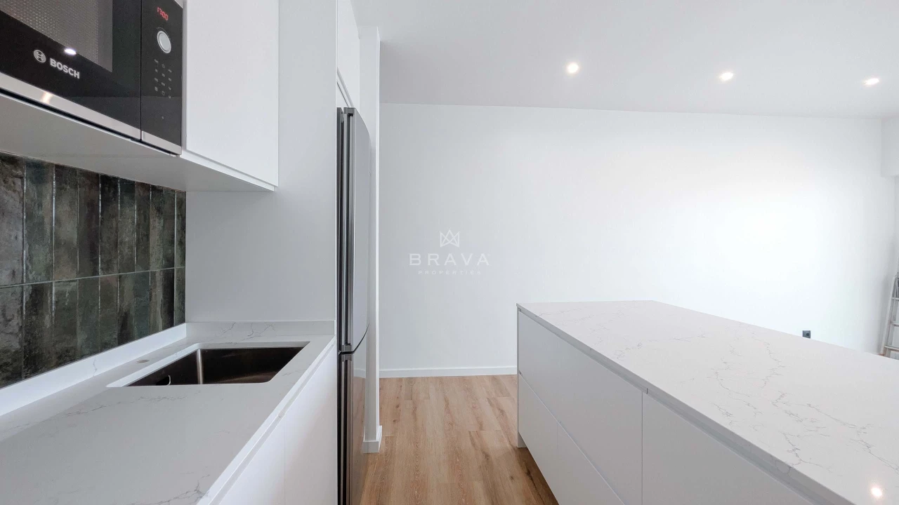 Apartamento T1 para Venda em Quarteira Foto 12