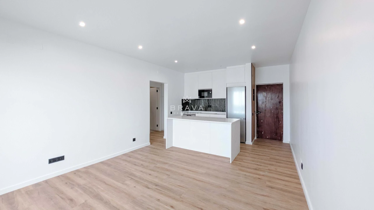 Apartamento T1 para Venda em Quarteira Foto 8