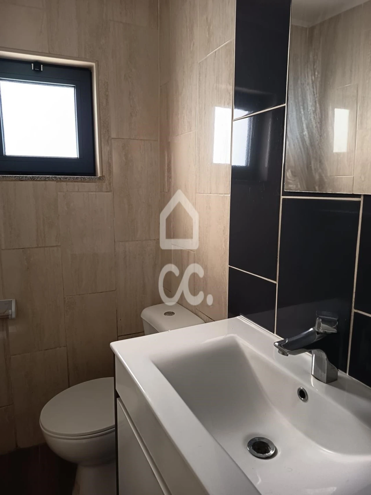 Moradia T2 para Venda em Covilhã e Canhoso Foto 10