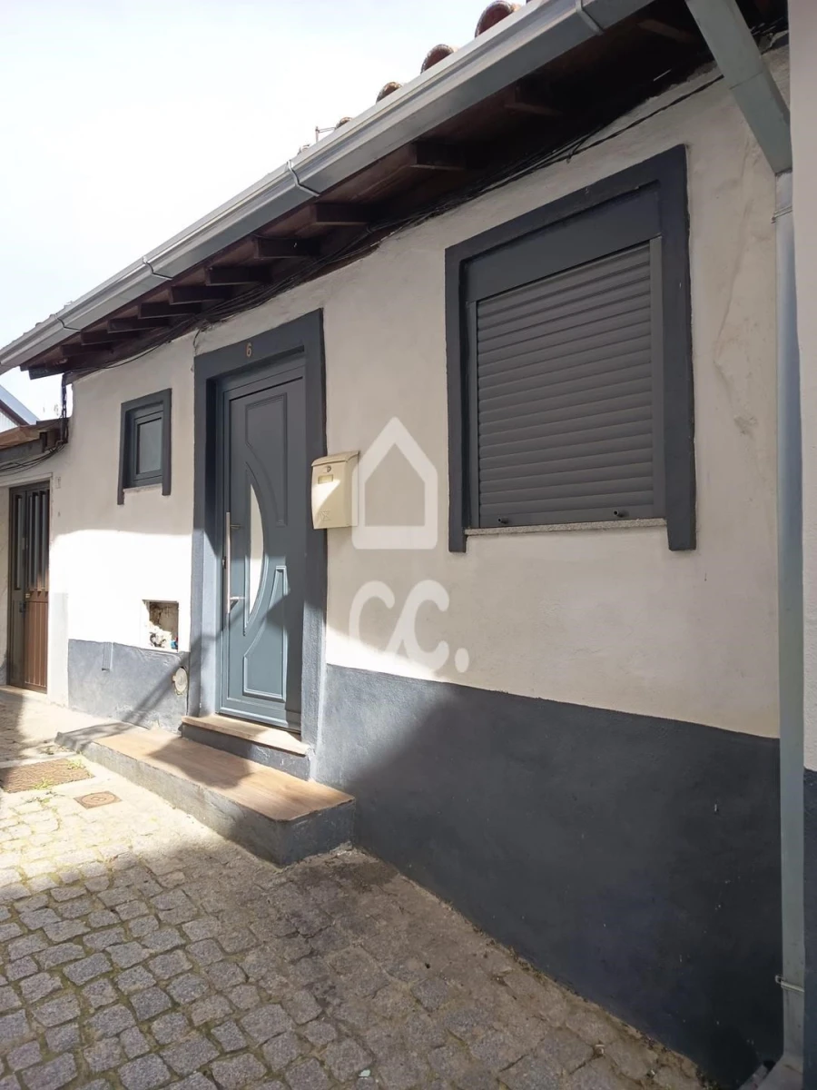 Moradia T2 para Venda em Covilhã e Canhoso Foto 1