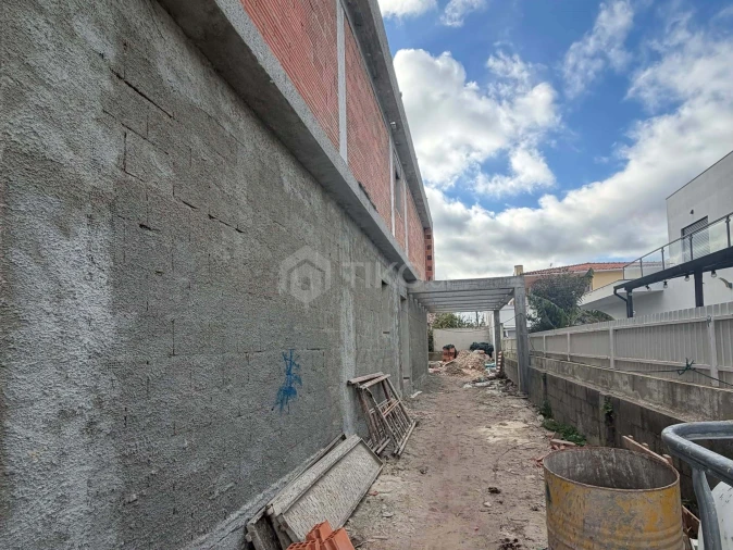 Moradia T4 para Venda em Fernao Ferro Foto 16