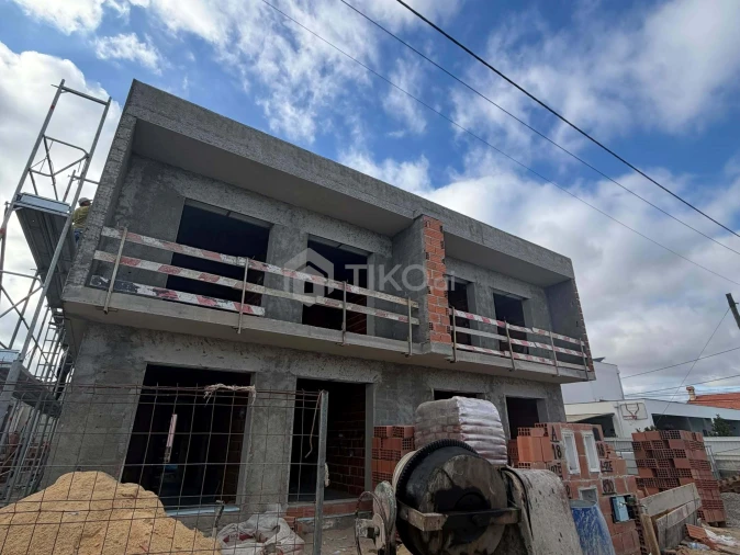 Moradia T4 para Venda em Fernao Ferro Foto 5