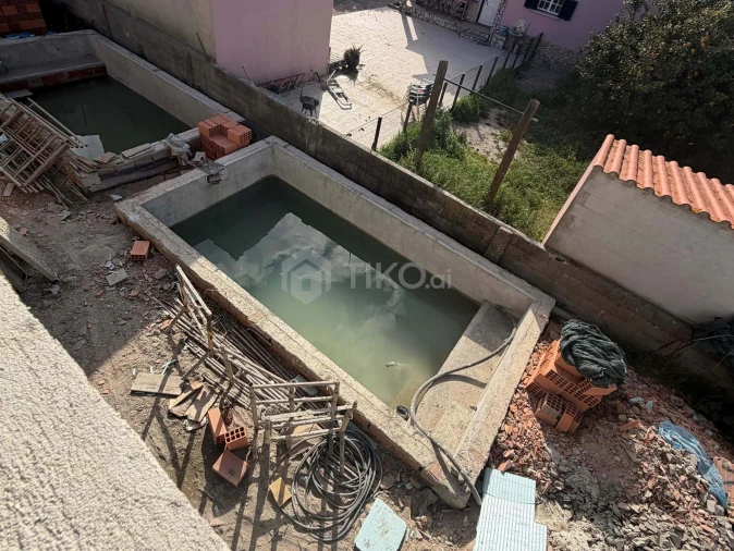 Moradia T4 para Venda em Fernao Ferro Foto 3