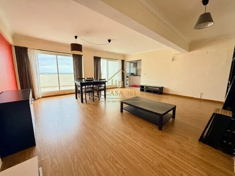 Negócio para Venda em Póvoa de Santa Iria e Forte da Casa Foto 4