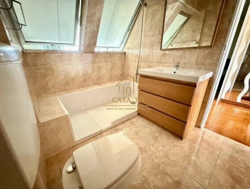 Negócio para Venda em Póvoa de Santa Iria e Forte da Casa Foto 14