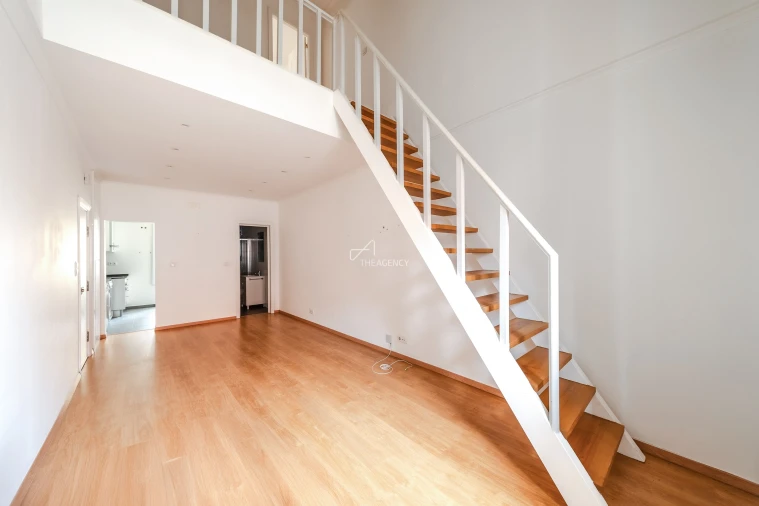 Apartamento T1 para Arrendamento em Algés, Linda-A-Velha e Cruz Quebrada-Dafundo Foto 7