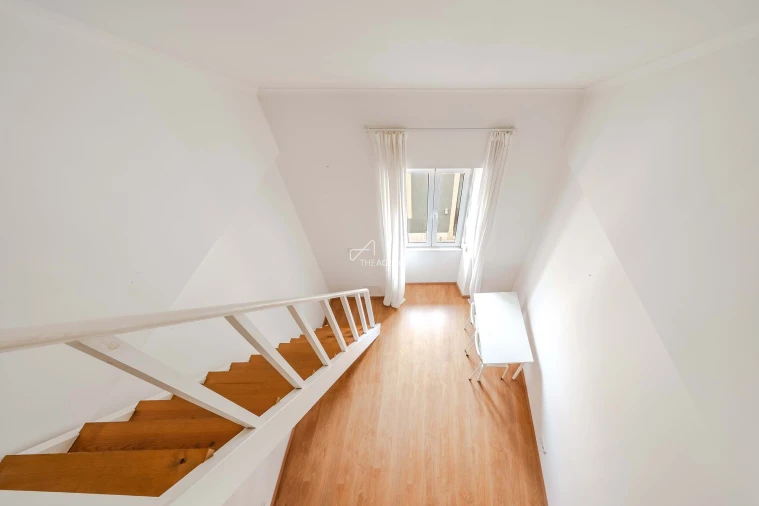 Apartamento T1 para Arrendamento em Algés, Linda-A-Velha e Cruz Quebrada-Dafundo Foto 18