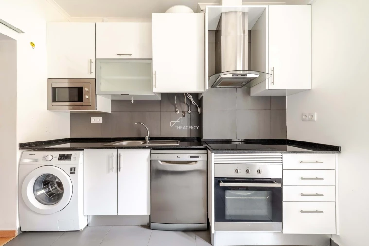 Apartamento T1 para Arrendamento em Algés, Linda-A-Velha e Cruz Quebrada-Dafundo Foto 9