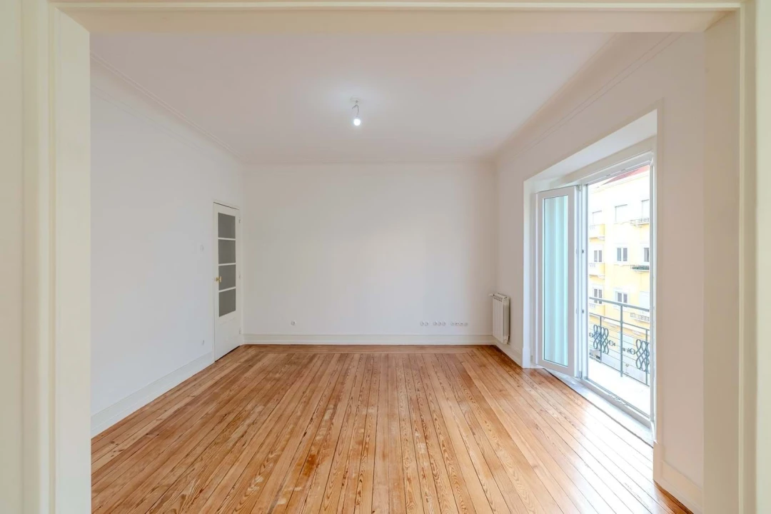 Apartamento T3 para Venda em Areeiro Foto 4