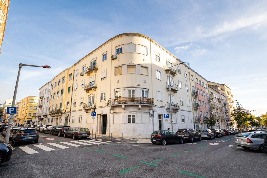 Apartamento T3 para Venda em Areeiro Foto 52