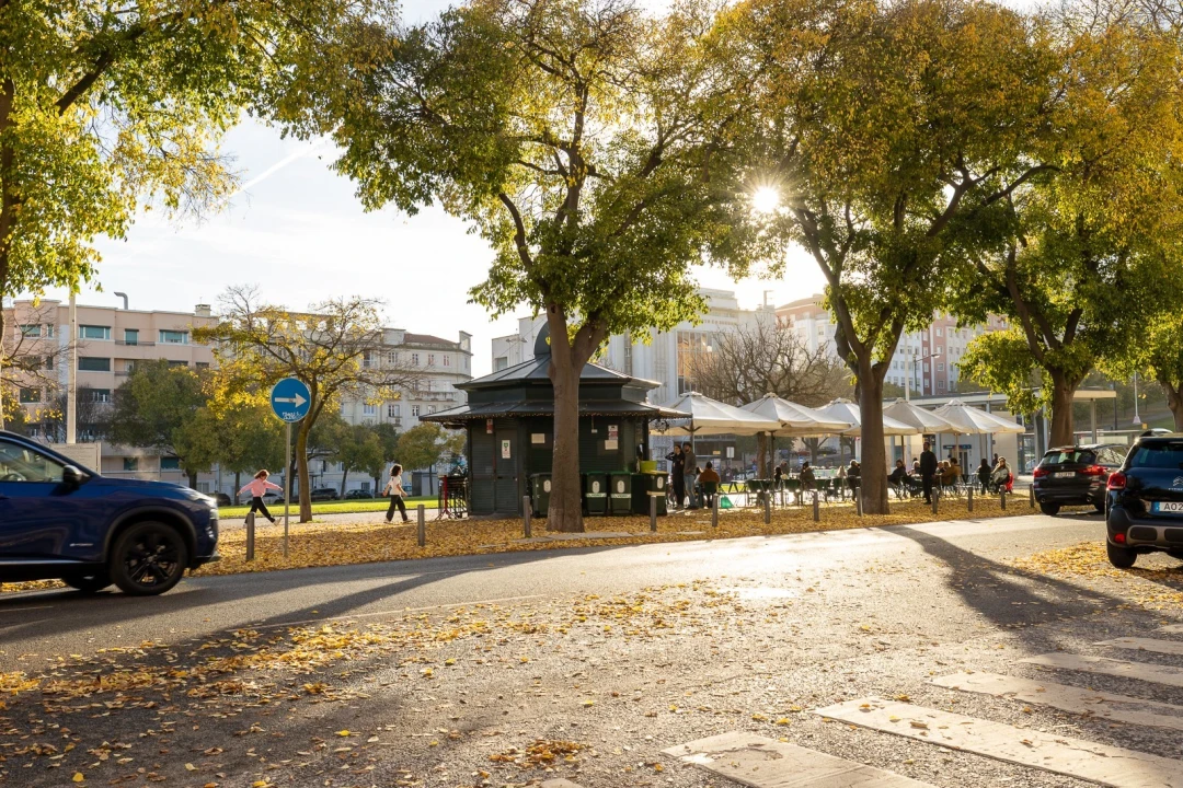 Apartamento T3 para Venda em Areeiro Foto 55