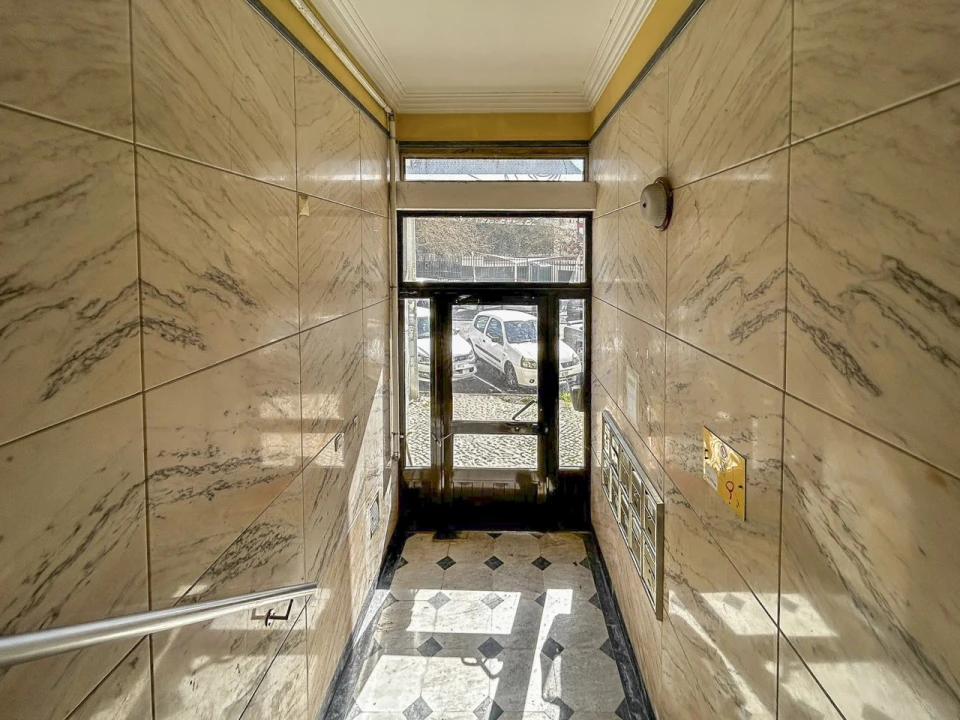 Apartamento T2 para Venda em Santo António dos Cavaleiros e Frielas Foto 19