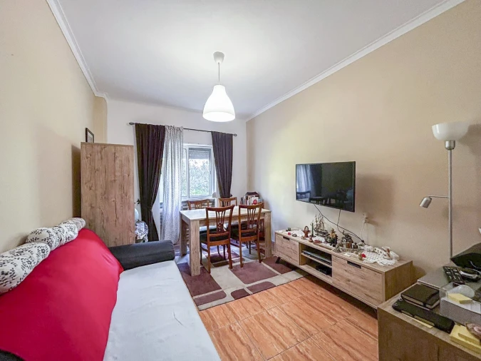 Apartamento T2 para Venda em Santo António dos Cavaleiros e Frielas