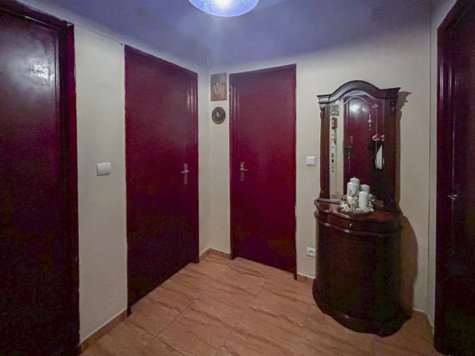 Apartamento T2 para Venda em Santo António dos Cavaleiros e Frielas Foto 10