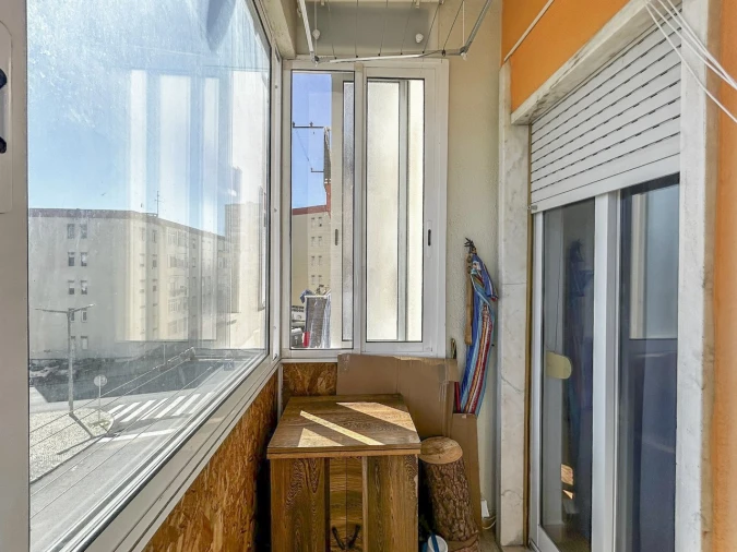 Apartamento T2 para Venda em Santo António dos Cavaleiros e Frielas Foto 17