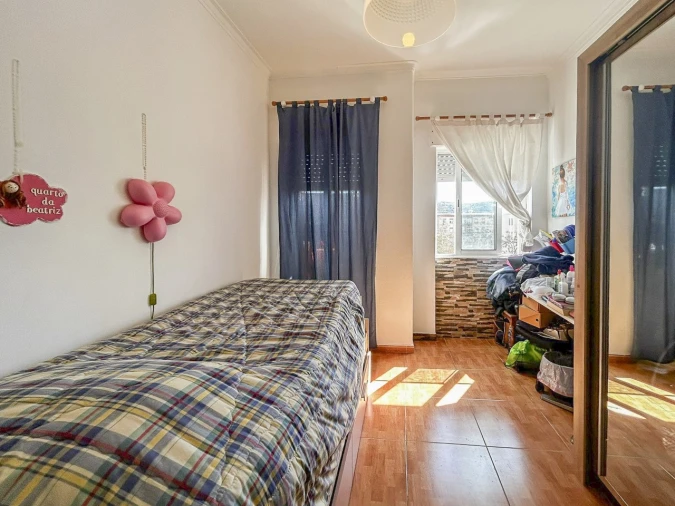 Apartamento T2 para Venda em Santo António dos Cavaleiros e Frielas Foto 11