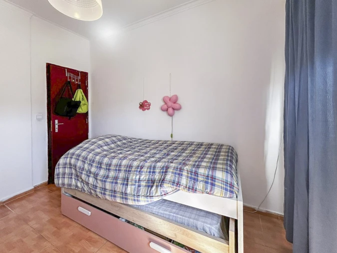 Apartamento T2 para Venda em Santo António dos Cavaleiros e Frielas Foto 12