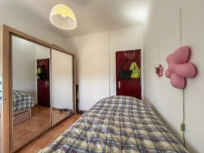 Apartamento T2 para Venda em Santo António dos Cavaleiros e Frielas Foto 13