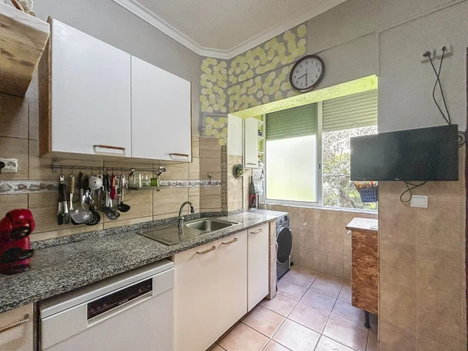 Apartamento T2 para Venda em Santo António dos Cavaleiros e Frielas Foto 3