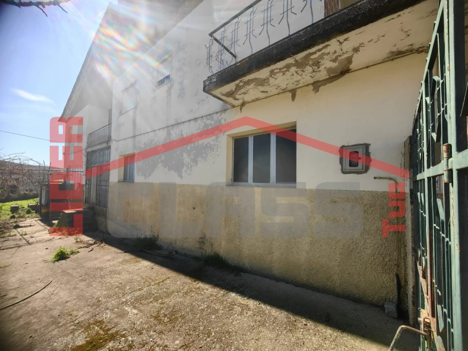 Moradia T4 para Venda em Poiares Foto 35