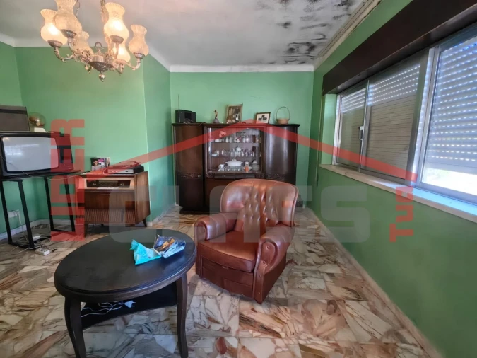 Moradia T4 para Venda em Poiares Foto 8